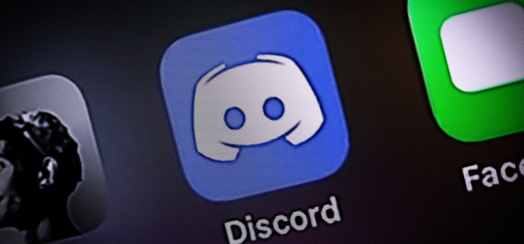 Deleting Discord servers made easy