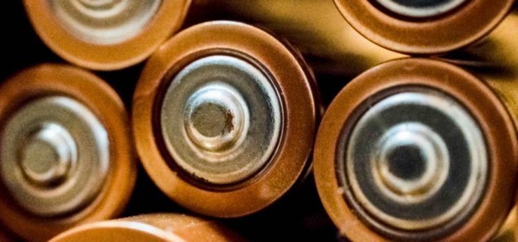 Rayovac vs. Duracell Batteries: Are Duracell worth the extra money?